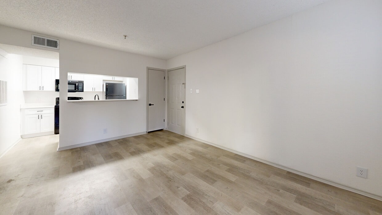 Photo - Madison Brookhaven Apartments