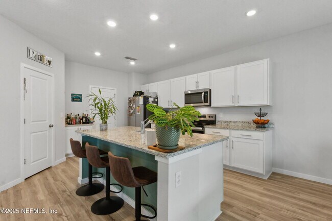 Photo - 14753 Cashew Ave