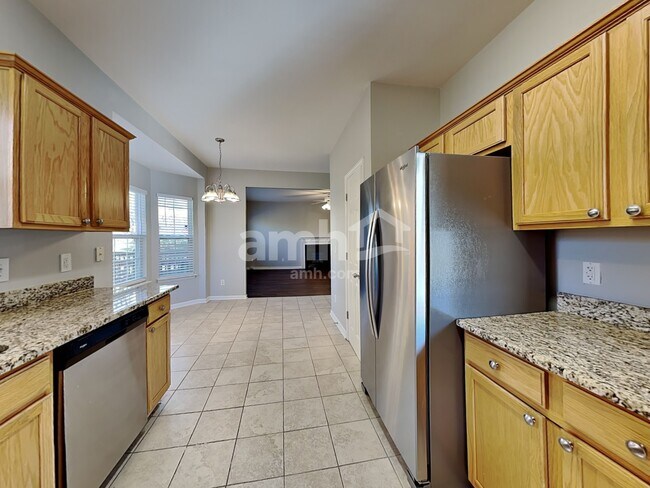 Photo - 102 Chambliss Ct