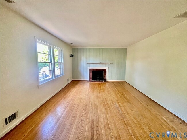 2306 Larkwood Rd
