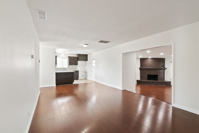 Photo - Spacious 3 Bedroom 2 Bath Available Now!