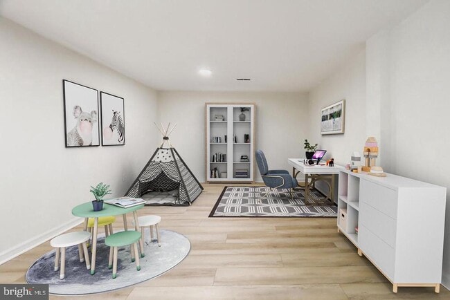 Photo - 1132 James Madison Cir