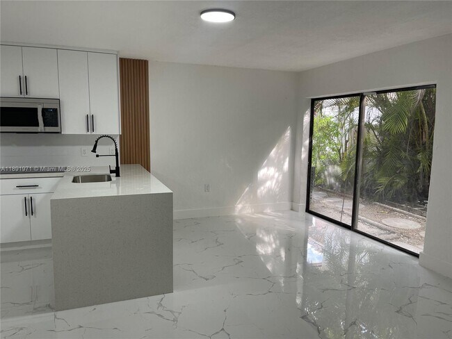 Photo - 20426 SW 85th Ave Unit B