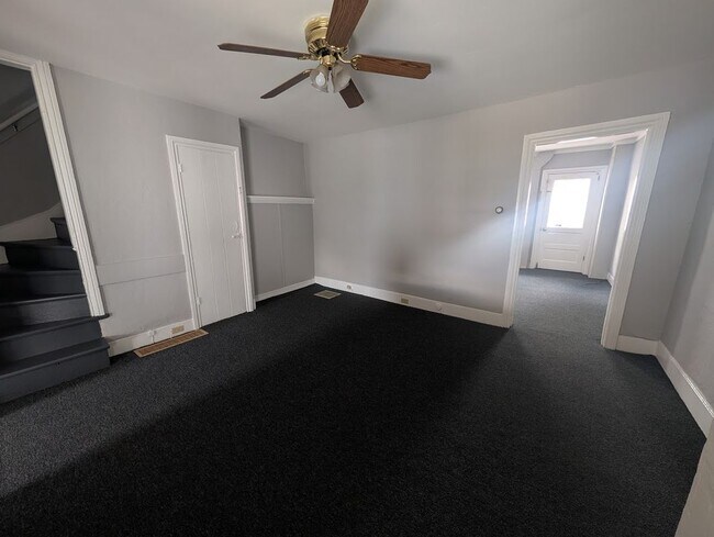 Photo - 10 Randall St