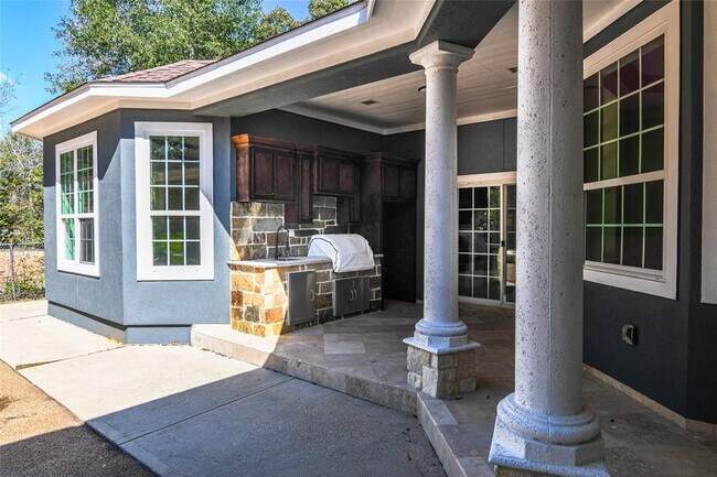 Photo - 12446 Willis Waukegan Rd