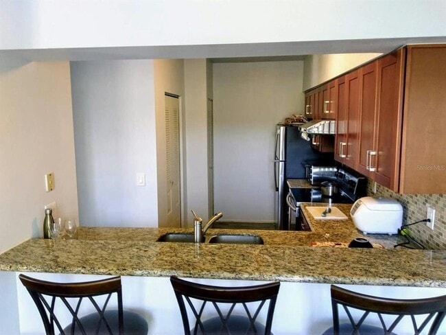 3366 Mermoor Dr Unit 206
