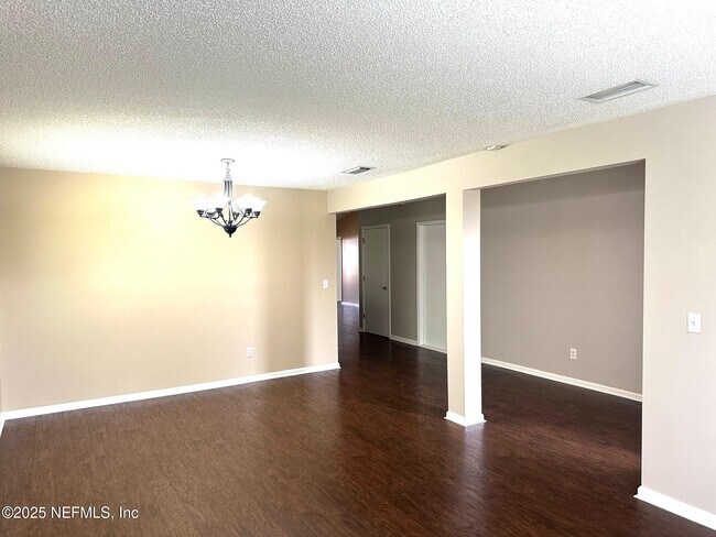 Photo - 229 Nadia Michelle Ct N