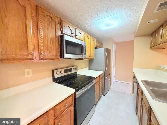 Photo - 13114 Briarcliff Terrace Unit 404