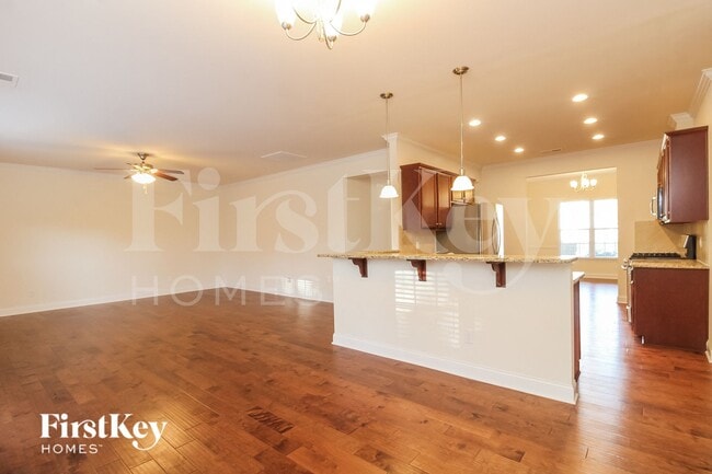 Photo - 4086 St Johns St