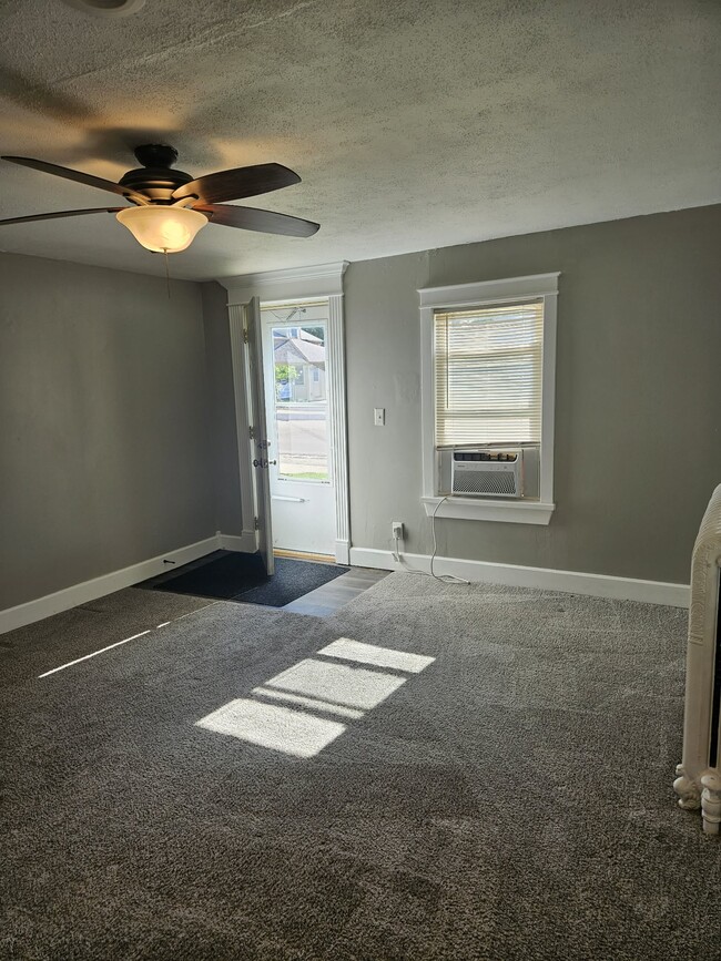 Photo - 202 S 3rd St Unidad 202