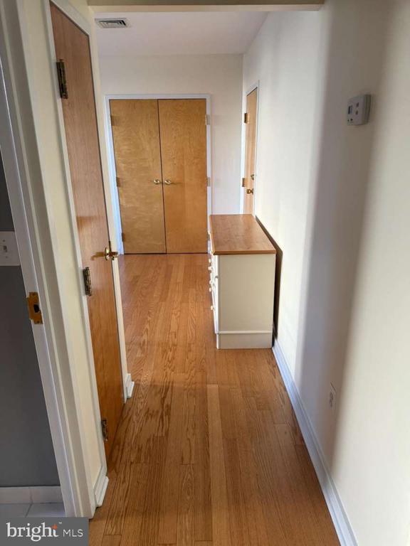 Photo - 1939 Chestnut St Unit 4C