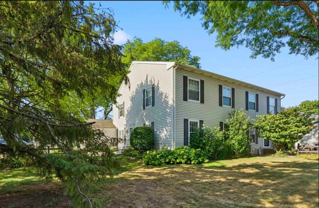 Photo - 38655 Bayside Ct