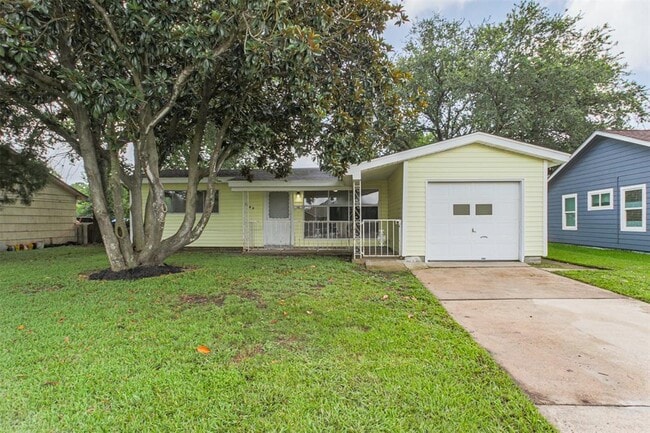 Building Photo - 1306 Glencrest Dr Rental