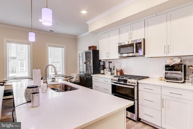 Photo - 15547 Smoke Box Way