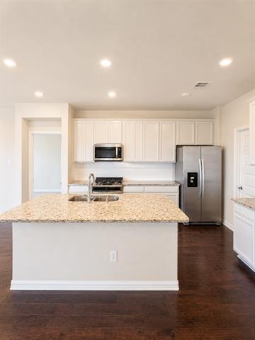 Photo - 1124 Rountree Ct