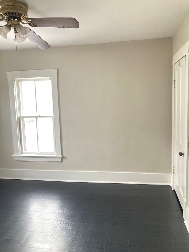 Photo - Updated 3 bedroom 1 bath home in downtown Morris