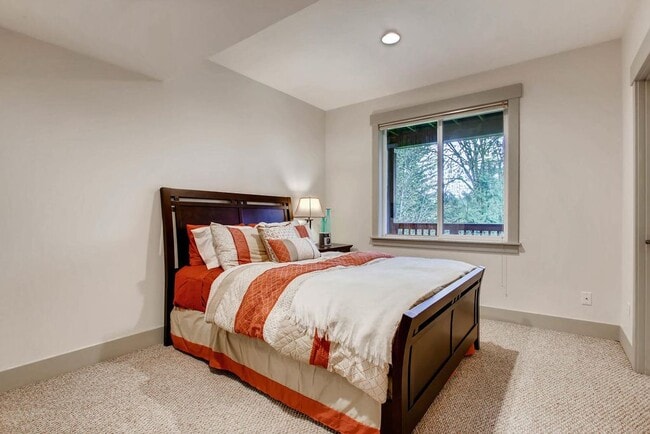 Photo - 4742 281st Ave NE Unit 1