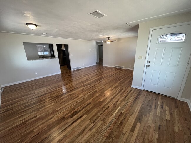 Photo - 1888 S Clay St