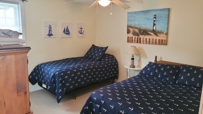 1 Sandpiper Ln Unit 1