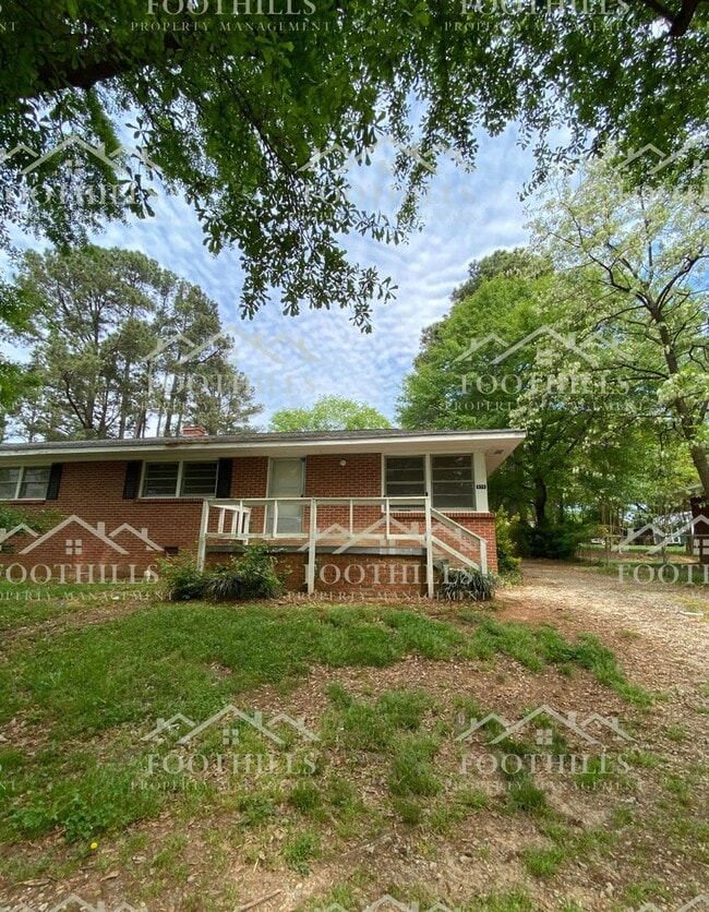 Building Photo - 414-416 Jeb Stuart Ave Unit 414