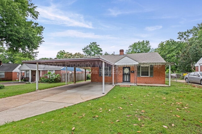 Building Photo - 1224 Bradbury Dr