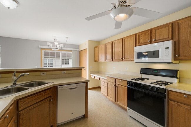 Photo - 680 Mill Cir