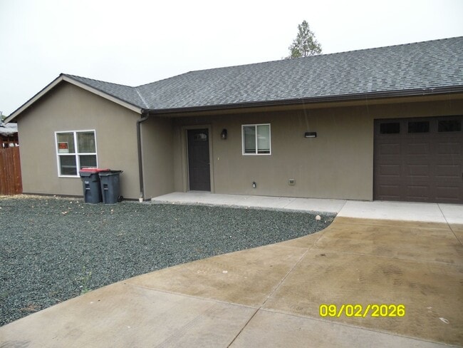 Building Photo - 2340 W McAndrews Rd