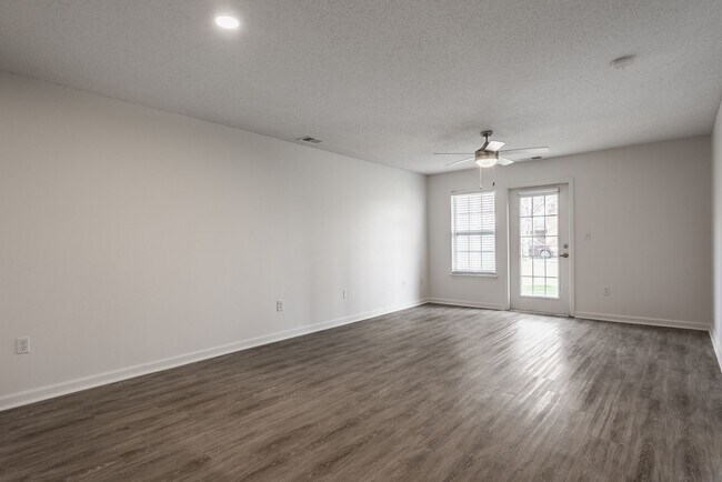 Latitudes Apartments