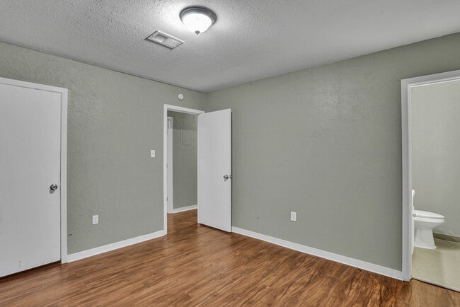 Photo - 355 St Joe Blvd