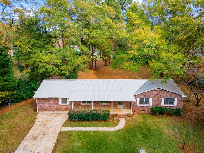 Photo - 311 Hillcrest Ct