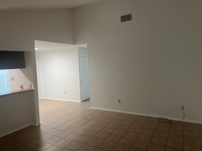 Photo - 1911 Gracy Farms Ln