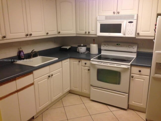 Photo - 15428 SW 50th Terrace