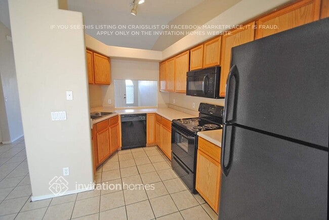 Photo - 5703 N 67th Dr