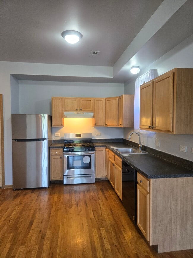 Building Photo - 4015 W Wilcox St Unit 2 Rental