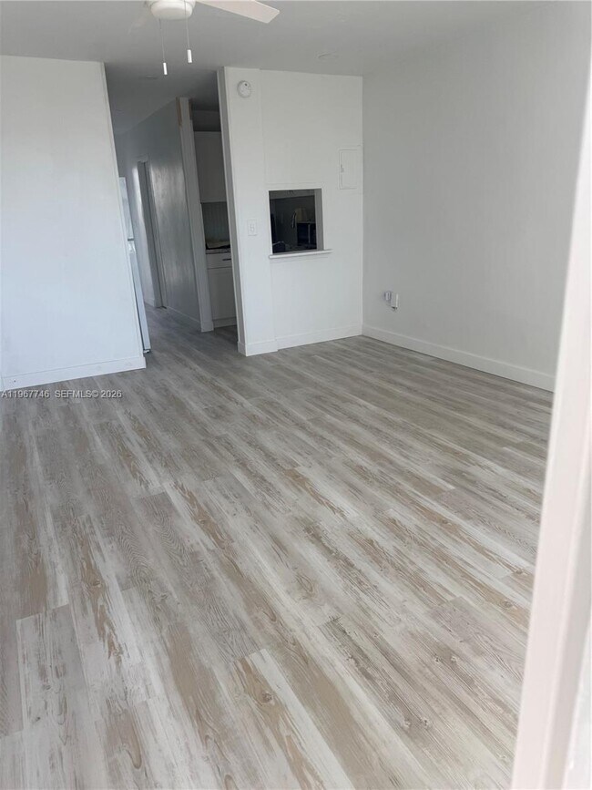 Photo - 1300 Lincoln Rd Unit F506