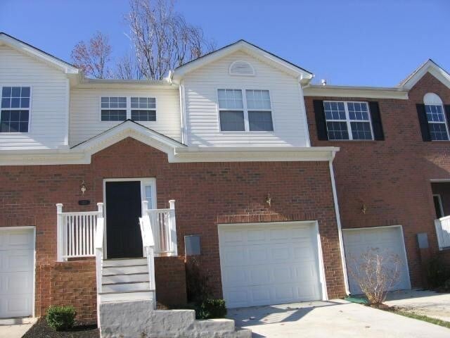 Building Photo - 122 Canton Ct