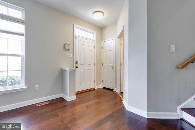 Photo - 2206 Barnet Ct