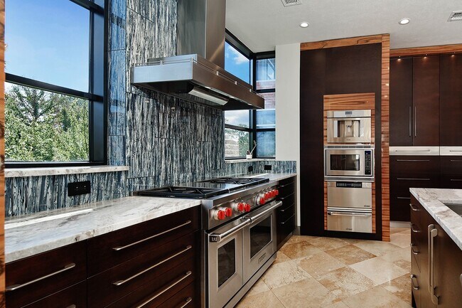Photo - 1 Waterway Ct Unit 4E