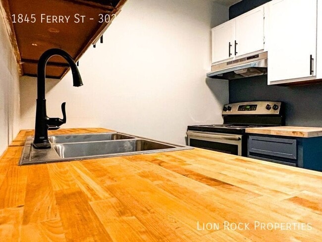 Photo - 1845 Ferry St Apartment Unit 302
