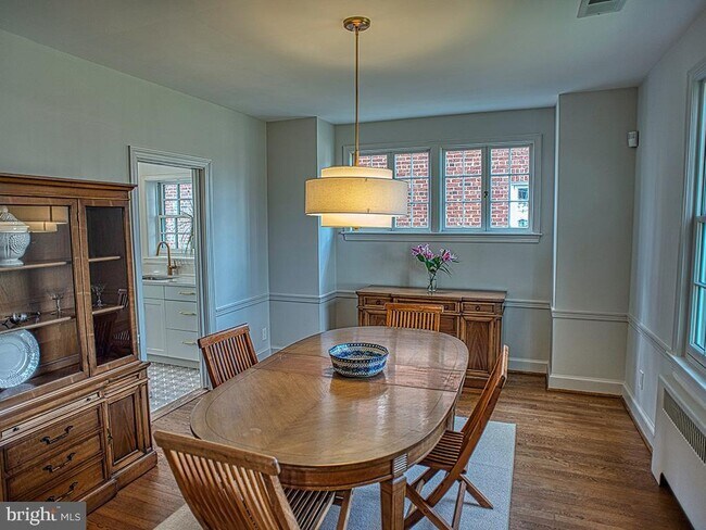 Photo - 4643 16th St NW