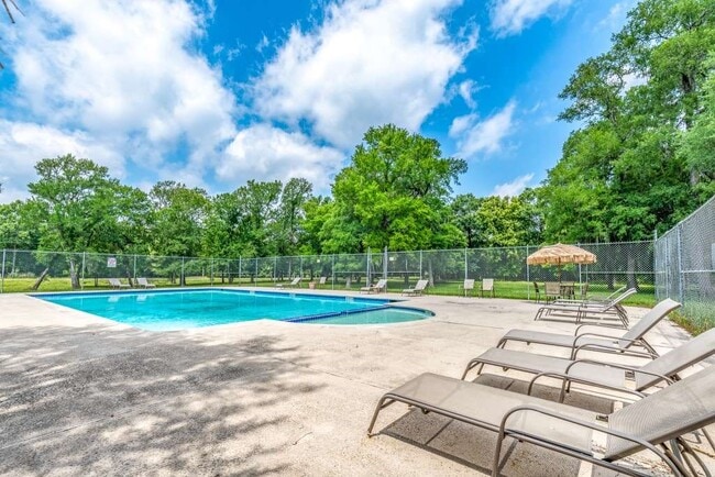 Photo - 132 Pine Ridge Dr