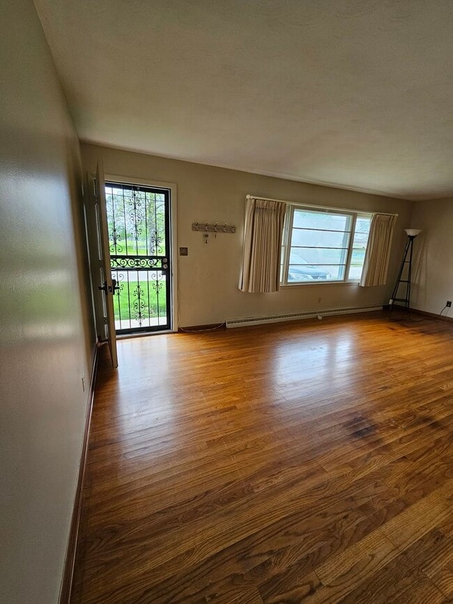 Photo - South Shores! 3 Bed, 1.5 bath