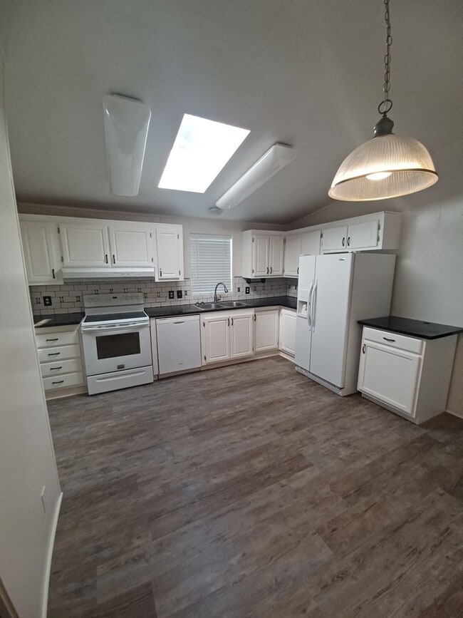 Photo - 3 Bedroom 2 Bath Manufactured House