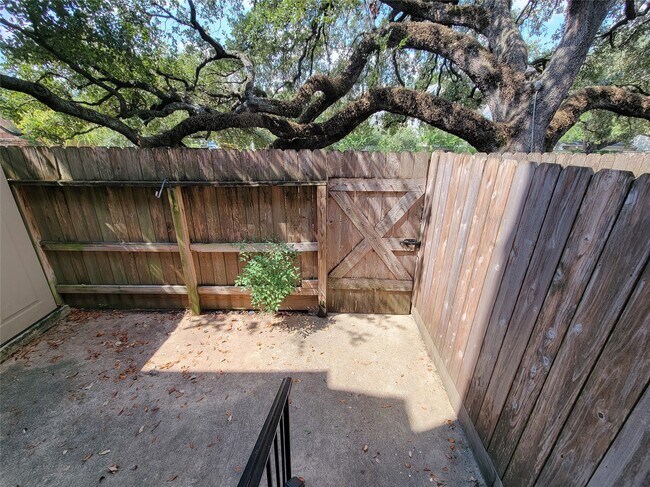 Photo - 1601 S Shepherd Dr Unidad 56