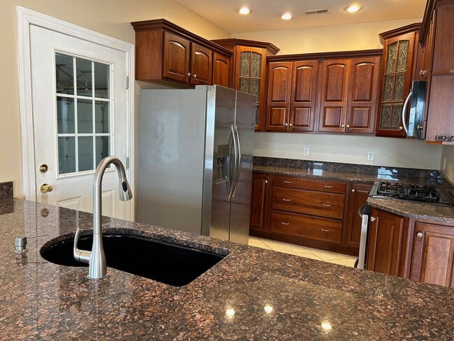 Photo - 3 or 4 Bedroom / 2 Bath Home   Kingsport TN