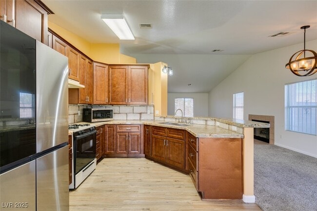 Building Photo - 420 Aloha Dr Rental