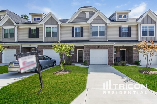 Building Photo - 2058 Aragon Lane