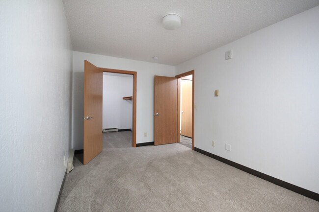Photo - Westfield Apartments