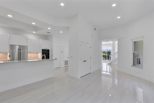 Photo - 21301 NE 38th Ave