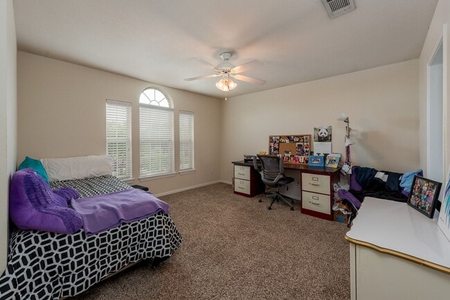 Photo - AUGUST PRE-LEASE Beautiful 3 Bed, 3.5 Bath Minutes from Campus!